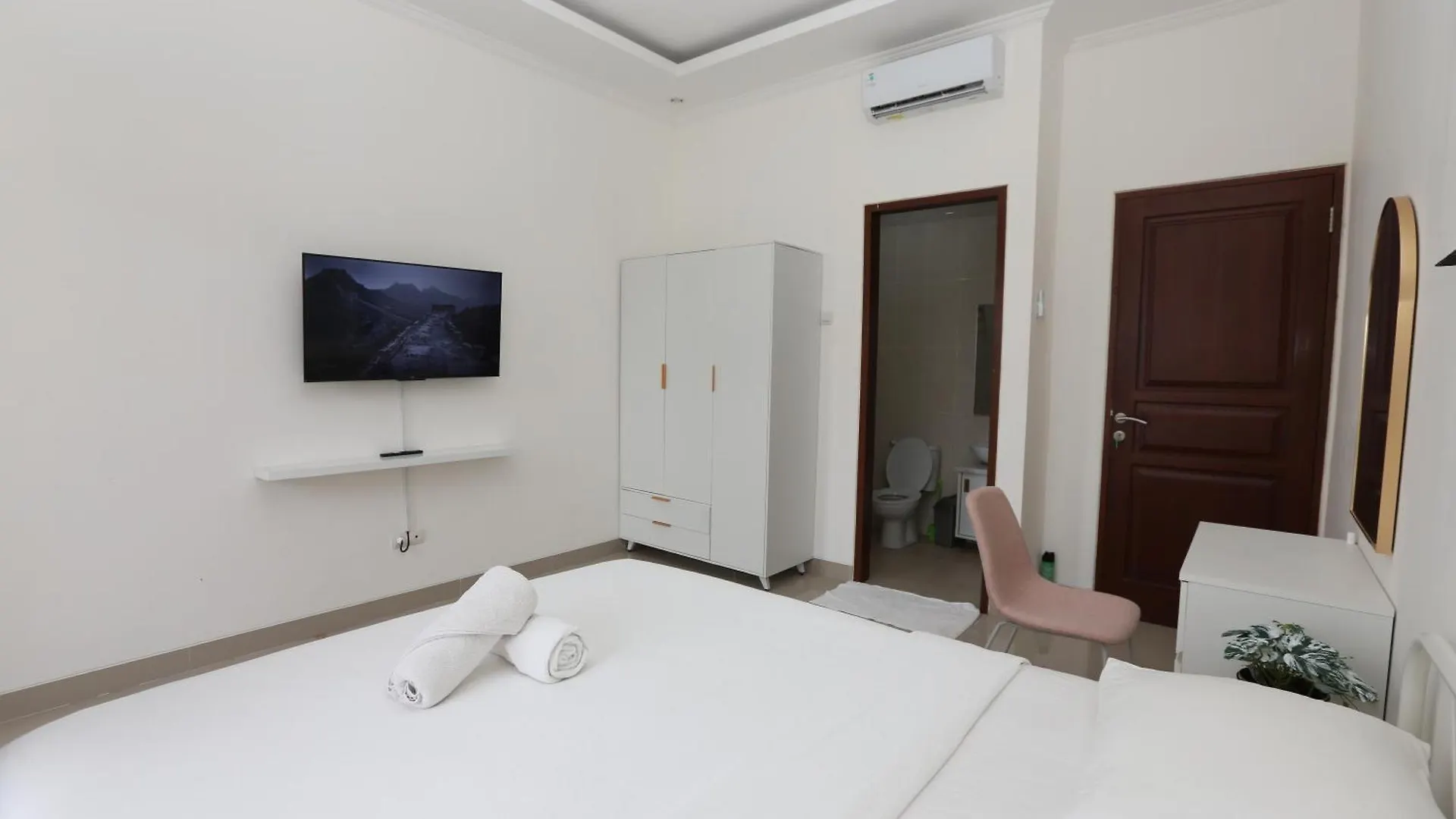 Queen Seminyak Villa By Walidwipa Paradise Hospitality